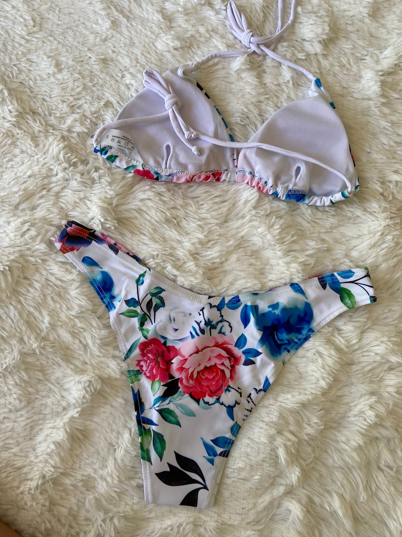 Bikini Malla Triangulo Blanco Flores Rosas Saldos Vip Tienda Virtual